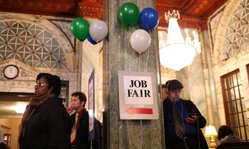 SAN FRANCISCO, CA - NOVEMBER 09: Job seekers wait in line to enter the San Francisco Hire Event job fair on November 9, 2011 in San Francisco, California. The national unemployment rate dipped this past month to 9 percent in October after employers added 80,000 jobs. (Photo by Justin Sullivan/Getty Images)