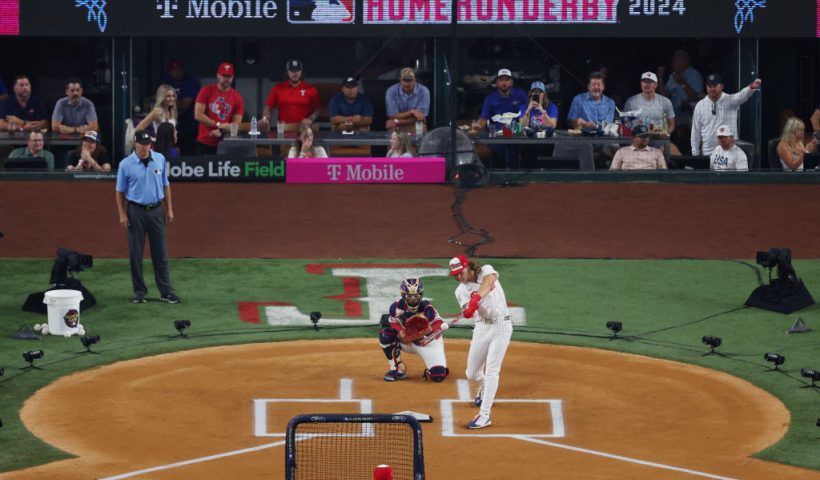 ARLINGTON, TEXAS - JULY 15: Alec Bohm #28 of the Philadelphia Philllies bats during the T-Mobile Home Run Derby at Globe Life Field on July 15, 2024 in Arlington, Texas. (Photo by Richard Rodriguez/Getty Images)