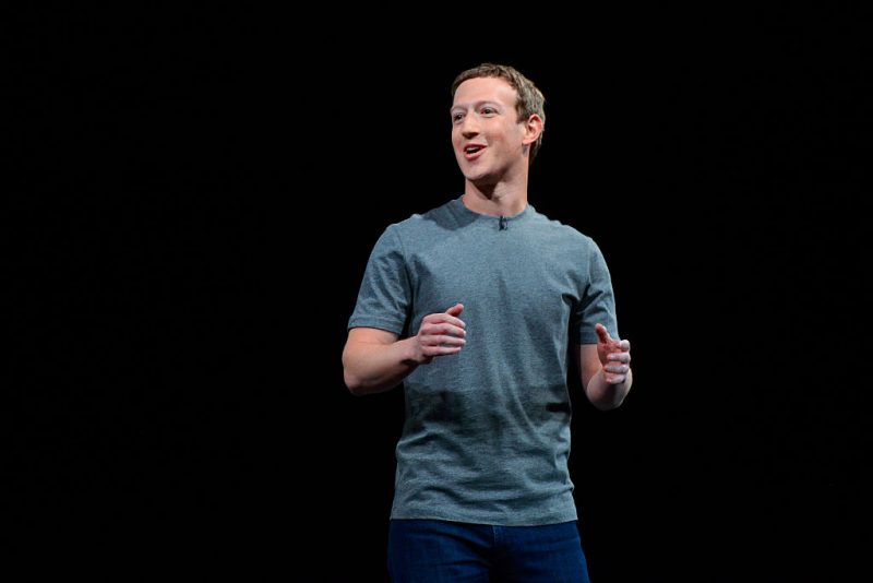 BARCELONA, SPAIN - FEBRUARY 21: Founder and CEO of Facebook Mark Zuckerber gives his speach during the presentation of the new Samsung Galaxy S7 and Samsung Galaxy S7 edge on February 21, 2016 in Barcelona, Spain. The annual Mobile World Congress will start tomorrow and will host some of the world's largst communication companies, with many unveiling their last phones and gadgets. (Photo by David Ramos/Getty Images)