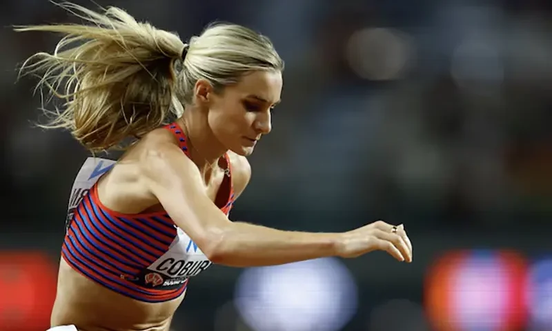 Emma Coburn of the U.S. in action during heat 2 REUTERS/Sarah Meyssonnier