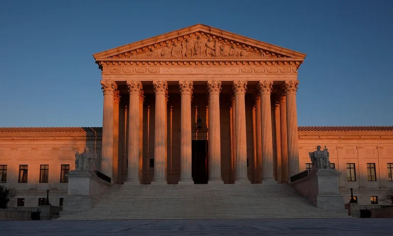 WASHINGTON, DC - JANUARY 26: The U.S. Supreme Court building on the day it was reported that Associate Justice Stephen Breyer would soon retire on January 26, 2022 in Washington, DC. Appointed by President Bill Clinton, Breyer has been on the court since 1994. His retirement creates an opportunity for President Joe Biden, who has promised to nominate a Black woman for his first pick to the highest court in the country. (Photo by Chip Somodevilla/Getty Images)