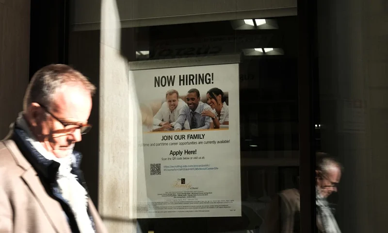 NEW YORK, NEW YORK - DECEMBER 02: A 'now hiring' sign is displayed in a window of a store in Manhattan on December 02, 2022 in New York City. The Labor Department reported Friday that non-farm payrolls increased by 263,000 for the month of November keeping the unemployment rate at 3.7%. Despite the Fed's attempt to cool inflation and the economy by gradually increasing interest rates, the U.S. economy continues to surge ahead. (Photo by Spencer Platt/Getty Images)