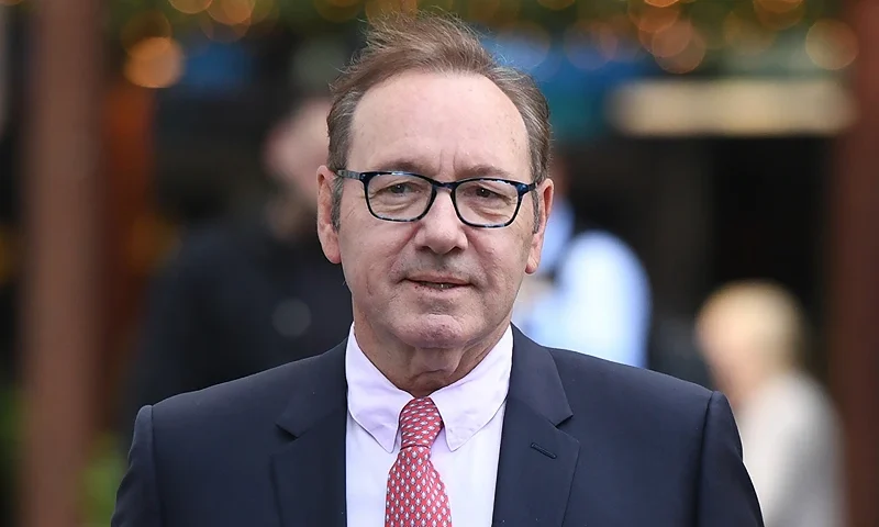 LONDON, ENGLAND - JULY 26: Kevin Spacey arrives at Southwark Crown Court as the jury deliberate on his sexual assault trial on July 26, 2023 in London, England. The U.S. actor is on trial in the UK, accused of sexual assaults on men during his time as Artistic Director of The Old Vic Theatre. (Photo by Chris J Ratcliffe/Getty Images)