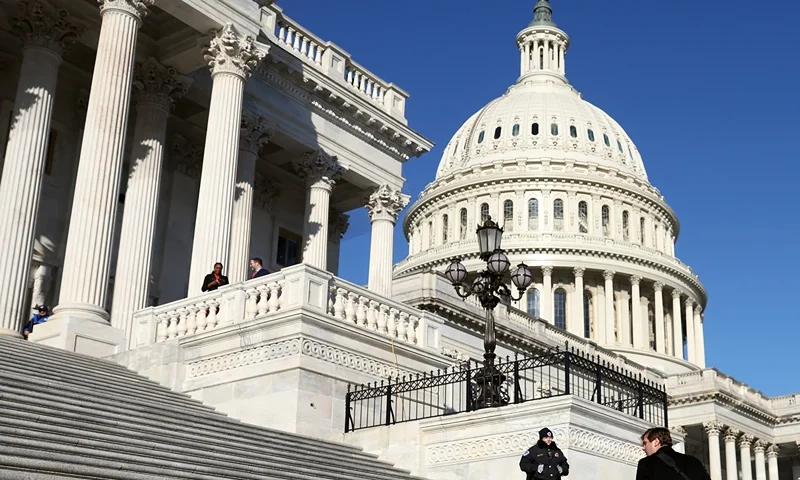 U.S. House Minority Leader Hakeem Jeffries (D-NY) walks into the U.S. Capitol after attending a press conference on gun legislation on December 14, 2023 in Washington, DC. The House Democrats held a press conference urging Republican lawmakers to take up gun safety legislation on the 11th anniversary of the Sandy Hook school shooting. (Photo by Kevin Dietsch/Getty Images)