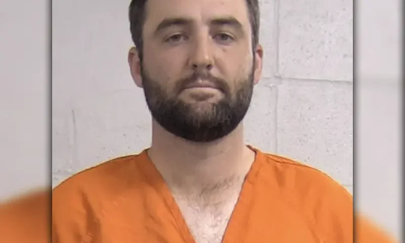 A mugshot of 27-year-old golfer Scott Alexander Scheffler after he was detained byt the police following an incident in Louisville, Kentucky, U.S., May 17, 2024. Louisville Department of Corrections/Handout via REUTERS