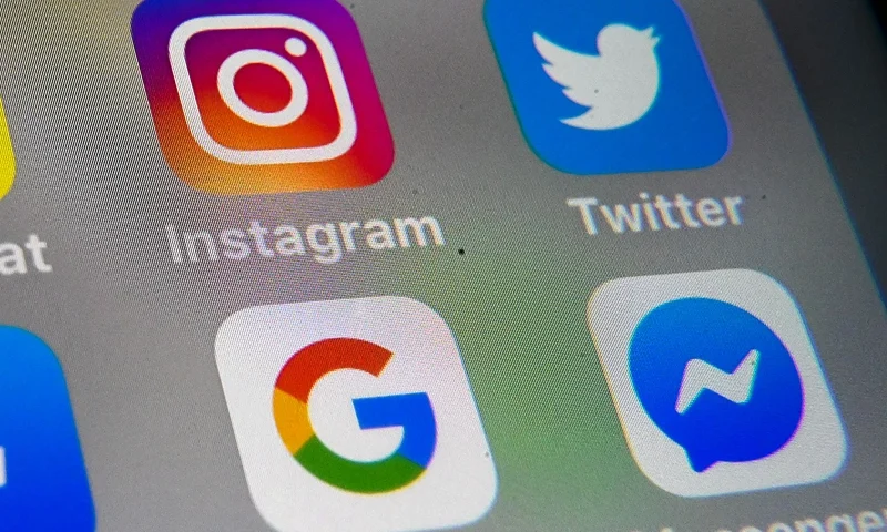 A picture taken on October 1, 2019 in Lille shows the logo of mobile app Instagram, Snapchat, Twitter, Facebook, Google and Messenger are displayed on a tablet. (Photo by DENIS CHARLET / AFP) (Photo by DENIS CHARLET/AFP via Getty Images)